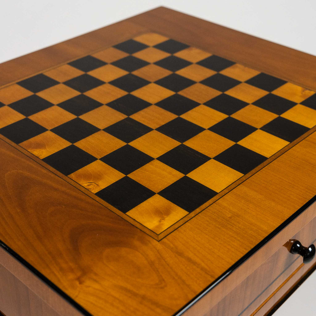 Detailansicht Spieltisch Biedermeier Replika aus Kirschbaum mit Intarsien und Schublade